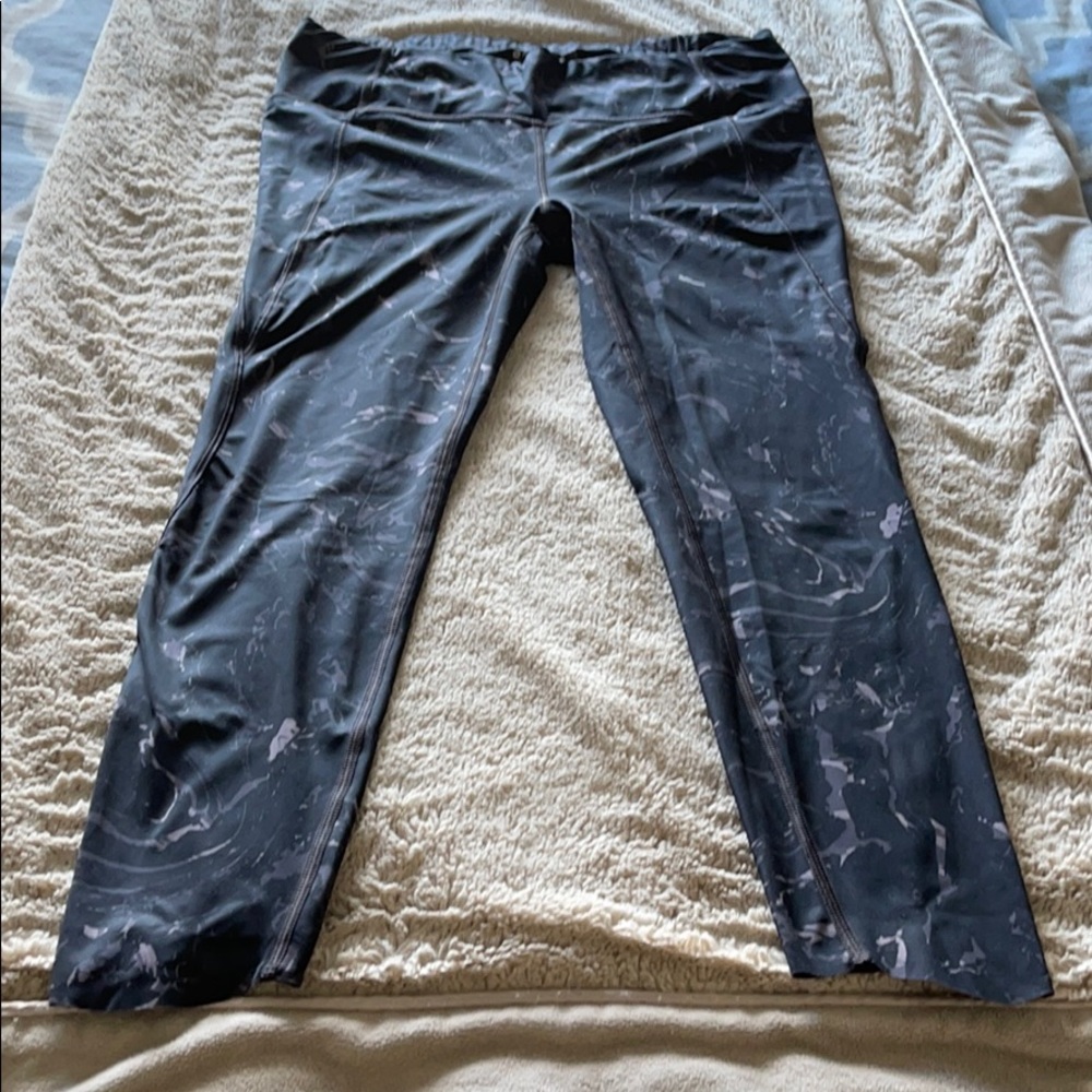 Athletes Marble Leggings